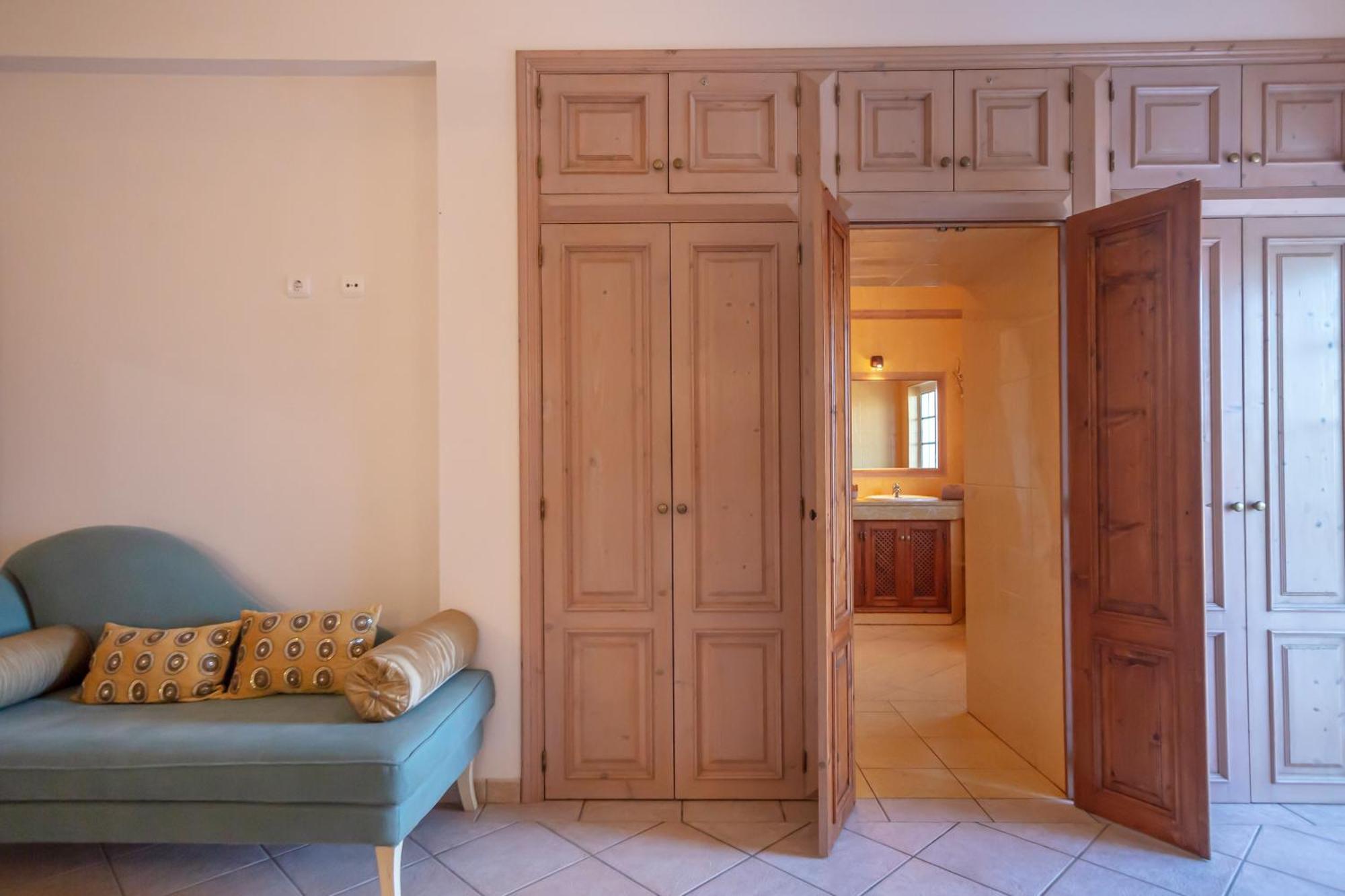 Al Meida Guesthouse Albufeira Bagian luar foto