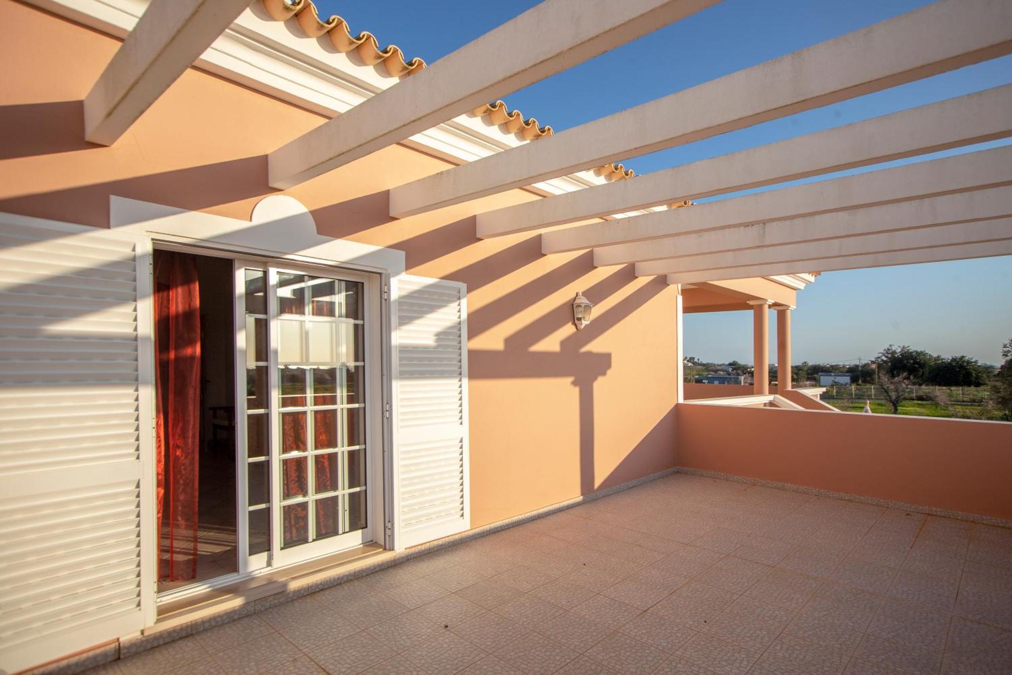 Al Meida Guesthouse Albufeira Bagian luar foto