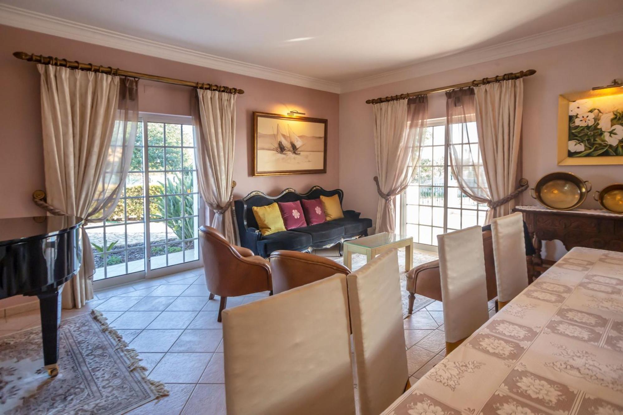 Al Meida Guesthouse Albufeira Bagian luar foto